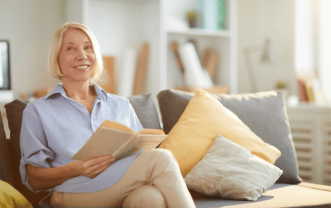 The Ultimate Summer Reading List for Hospitality Managers